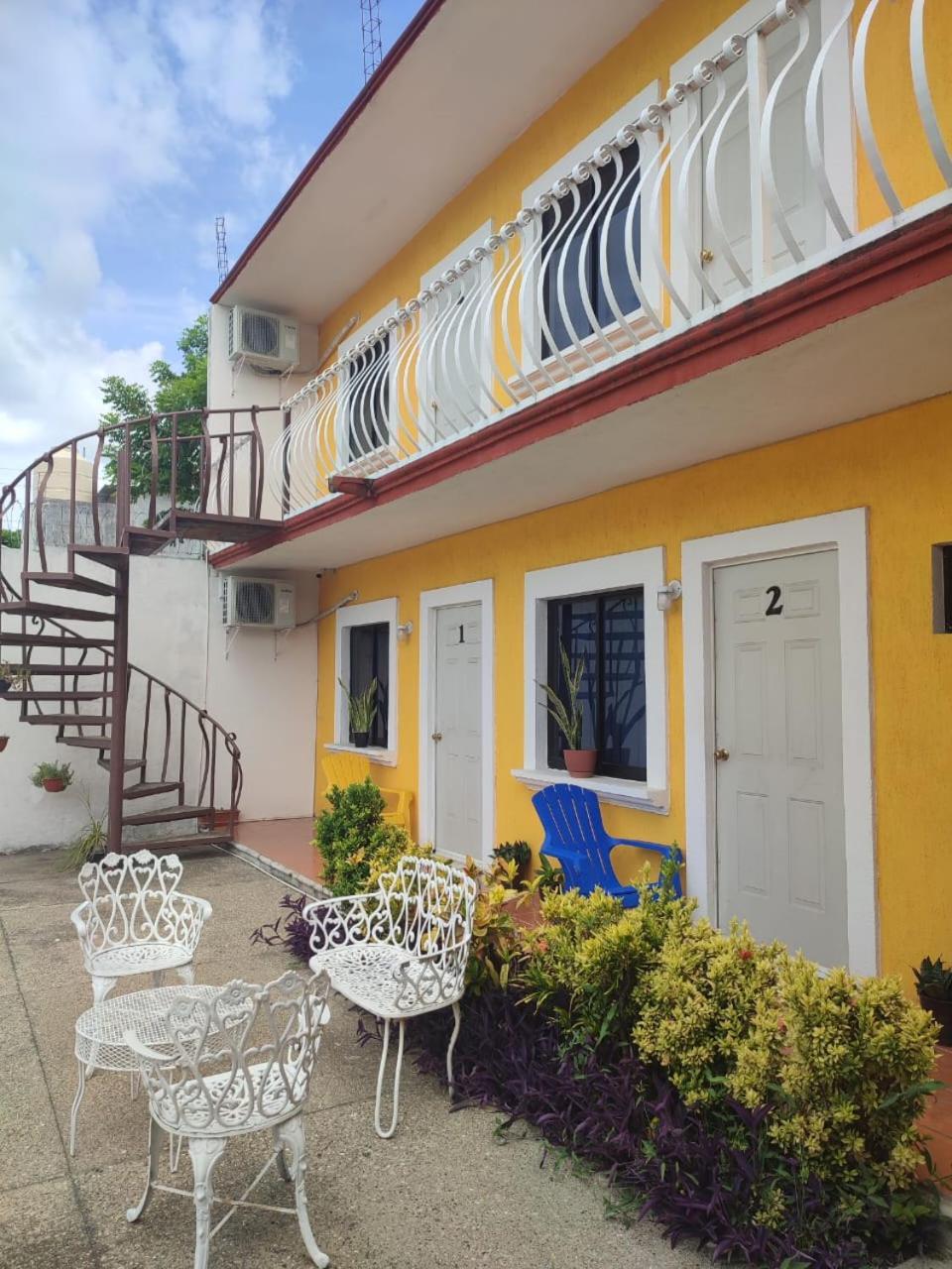 Hotel Pardo Tenosique de Pino Suarez ภายนอก รูปภาพ